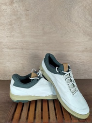 Sepatu Second Ecco Blom Hybrid 3 Putih SIZE 41