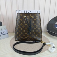LV路易威登 NEONOE系列 老花黑水桶 黑桶 中號 水桶包 肩背包