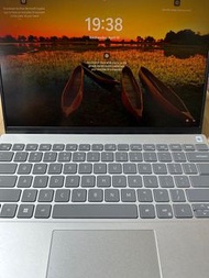 Dell Inspiron 13 5330 新款輕薄 notebook