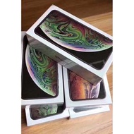 Wholesale iPhone XS MAX 512GB $12680 each (10pcs in a carton) 批發 iPhone XS MAX 512GB $12680 一部（一箱10部