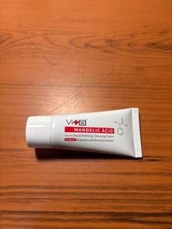 Vita Facial Polishing Cleansing Cream ｜薇佳蜜花酸晶拋光洗顏霜