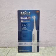 德國百靈歐樂B Oral-B PRO1 1000 3D電動牙刷