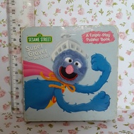Finger PLAY PUPPET BOOK SUPER GROOVER