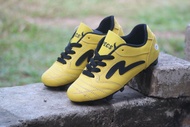 sepatu bola anak specs kuning kulit sapi ukuran 28-33 outsol sudah di jahit