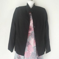 Jacket secondhand 1581, very nice quality with lining size (N88-92cm E74cmD63cm) slight defect in li