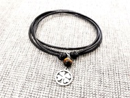 Clover Leaf Tiger Eye Necklace