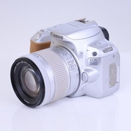 Kamera Canon 200D kit 18-55mm STM Bekas Silver