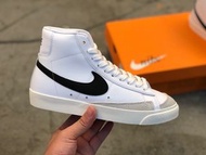 Nike Blazer Mid '77 VNTG