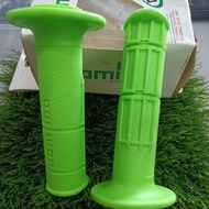 (STOK CLEARANCE)UNIVERSAL HANDLE GRIP SET DOMINO GLOVE HANDLE DOMINO