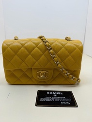 CHANEL 香奈兒 新淨黑卡21開 CF 大mini 亮黃色金扣 荔枝牛皮銀扣鏈條包 20cm