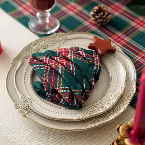 4PCS Christmas Scottish Tartan Plaid Cloth Napkins 40x40cm Classsic Red Green Plaid Dinner Napkins F