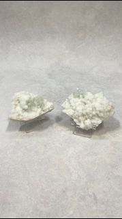 香花嶺淡綠螢石 x 雪白葡萄狀底岩