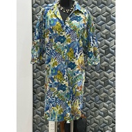 2hand dress.
