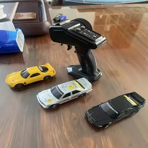 New 1/43 Mini Simulation Rc Desktop Remote Control Car High Speed Drift Car Racing Car Model Accesso