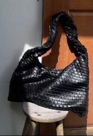 Korea Kwani black hobo shoulder bag 側揹袋
