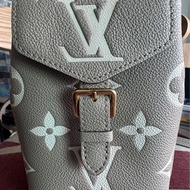 LV tiny斑鳩灰壓紋背包