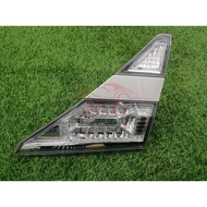 TOYOTA VELLFIRE (ANH20W-ANH25W) 2008 REAR BONNET LAMP CHOROME (RH) 58-35 JAPAN USED [2F-6D-D262]
