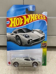 Xe mô hình đồ chơi Hotwheels cơ bản 1:64 - Pagani Utopia