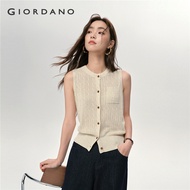 GIORDANO Women Vests Lightweight Cable Knit Vests Crewneck Sleeveless Wooden Buttons Fashion Casual