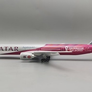 Qatar Airways 2022 World Cup painted Boeing B777 alloy aircr with Wheels Katar Air 2022 World Cup pa