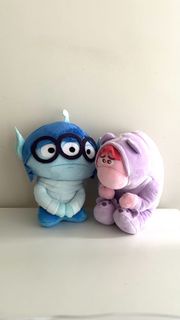 Disney Pixar Remix 系列的玩偶三眼仔(Alien) + 迪士尼《腦筋急轉彎2》阿尷(Embarrassment) 的暖心毛絨公仔