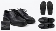 Dr. Martens  3989 Brogue US9 3孔翼紋牛津鞋