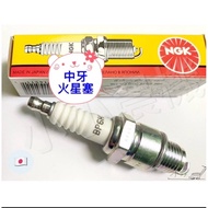 < Small Agricultural Machinery > Spark Plug NGK BP6HS Middle Teeth Nozzle Sprayer Engine Parts Mater