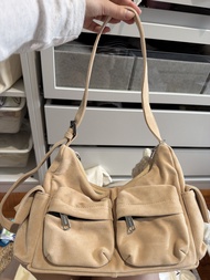 Samo Ondoh pocket mug bag