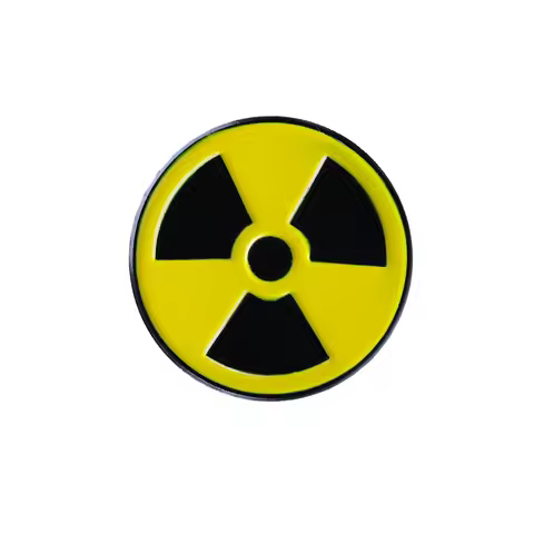 Creative Radiation logo Round Metal brooch Personality Chemical element Radioactive Metal badge Acce
