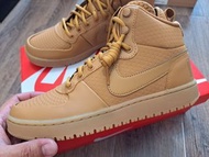 全新Nike court borough mid winter 25.5cm,非timberland,adidas,reebok