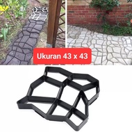 Garden paving block cement mold size 43x43