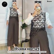 1112 HYUNA ONE SET by Zn