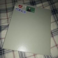 Preloved binder a4 3 rings + sleeve ultrapro