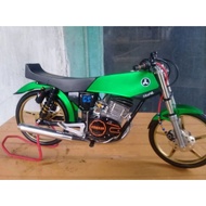 HIJAU Diecast miniature yamaha rx king metallic green scale1:16
