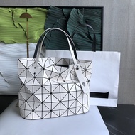 Issey miyake Original Single Triangle Diamond Tote Bag 7x10 Rock Bag Shopping Bag Commuter Bag Life Shoulder Handbag Female Bag