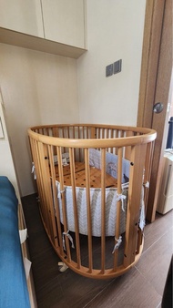 Stokke® Sleepi™ 迷你嬰兒床連加長配件