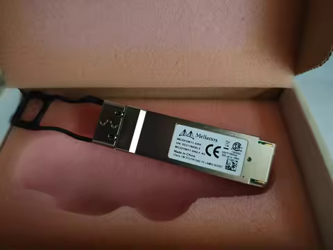 1PCS Mellanox Qsfp 40g Switch/MC2210411-SR4/40GBASE/MC2210411-SR4L/QSFP 850nm 100M DOM MTP/MPO MMF m