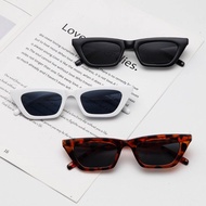 Trendy women's glasses, trendy korean women's black fashion glasses