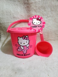 hello kitty pail & dipper /timba at tabo