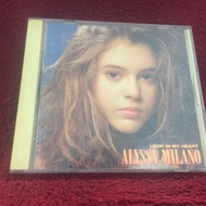 CD Alyssa Milano-Look in My Heart Condition As Shown in The Cover Photo ZA375-96