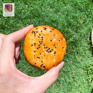 壹家手工鸳鸯豆沙饼 YI JIA Handmade Double Flavour Pastry (4pcs)