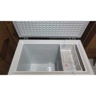 New Stok// Aqua Chest Freezer Aqf-200Gc Freezer Box 200 Liter Aqf 200