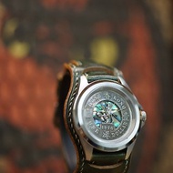 舊香港1960 -1975年一元縷空具母手錶