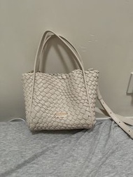Sugar Monday cream crossbody bag Thailand