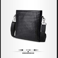 Men's Sheepskin Knitted Shoulder Bag