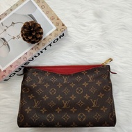 LV Pallas 棕色拼紅色 老花 塗層帆布拼牛皮 金扣