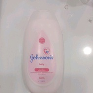 JOHNSON'S BABY LOTION PINK (UP TO 24 HOURS MOISTURIZATION) 200ml (exp 11/24)