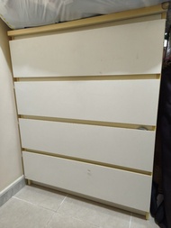 IKEA 白色四層抽屜櫃，深啡色兩層櫃