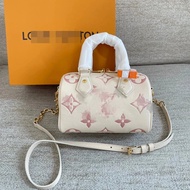 Pillow Pillow Bag Speedy20 Donkey Cream Strawberry Color Donkey Handbag Female Bag Donkey Chain Shou
