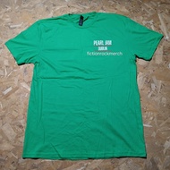Original imported PEARL JAM Band T-shirt Size LARGE - Dublin June 22 / 24